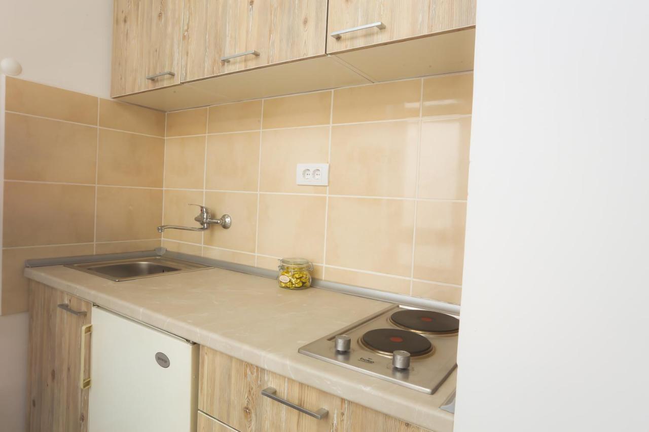Studio Apartman Ld U Strogom Centru Novi Sad Exterior photo
